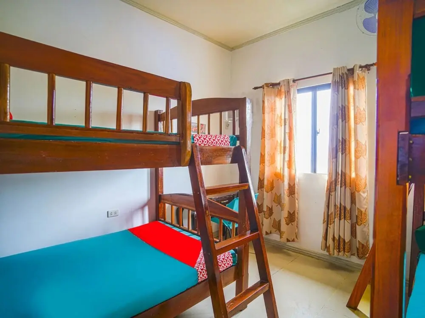 OYO 872 Villa Tomasa Beach Resort