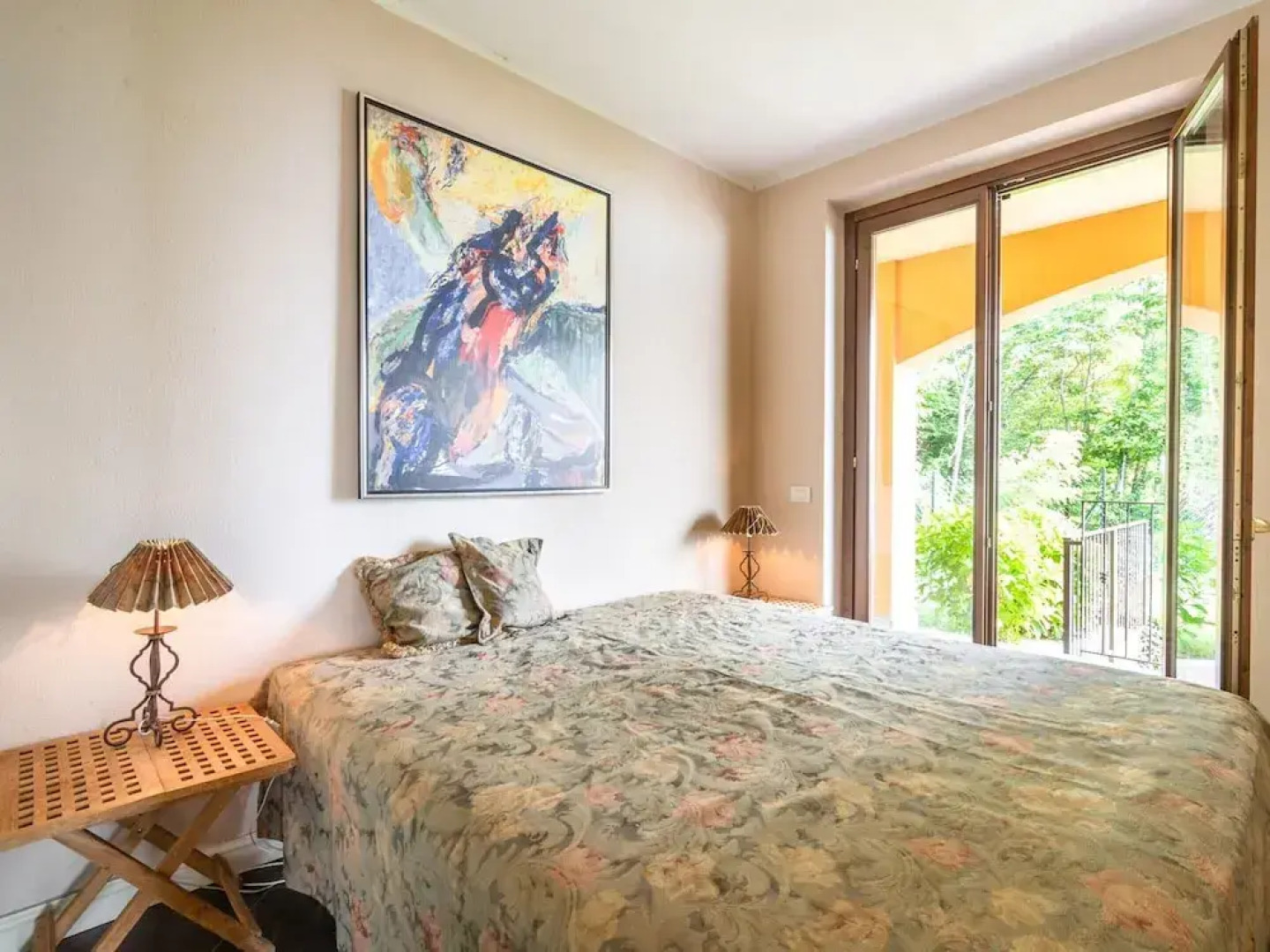 Apartment in Oggebbio With Pool & Terrace