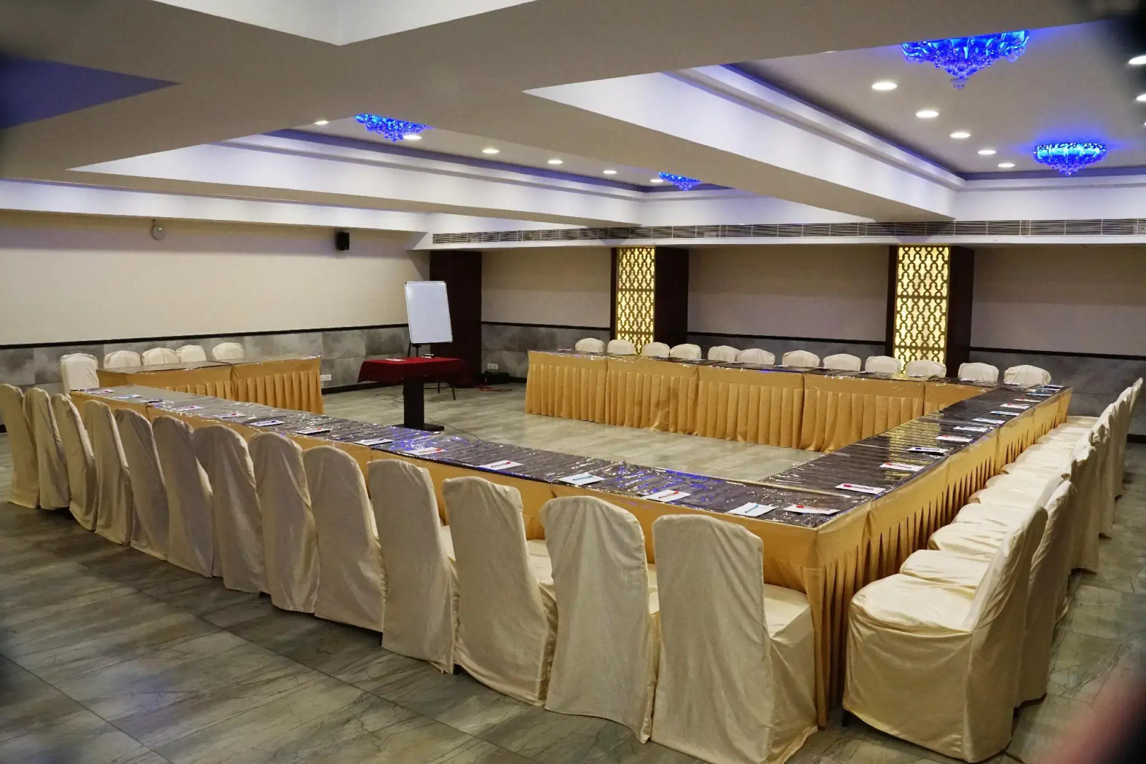 Silver Cloud Hotel & Banquets Ahmedabad