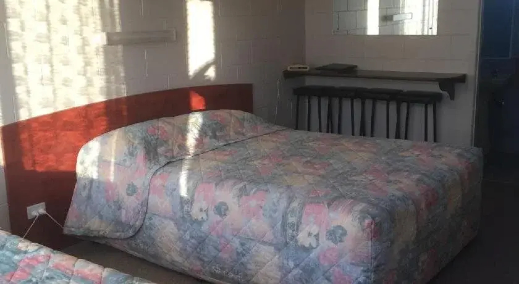 Alpine Country Motel