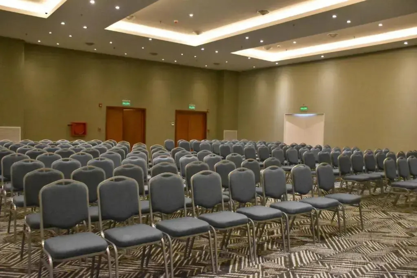 Days Inn by Wyndham Zarate