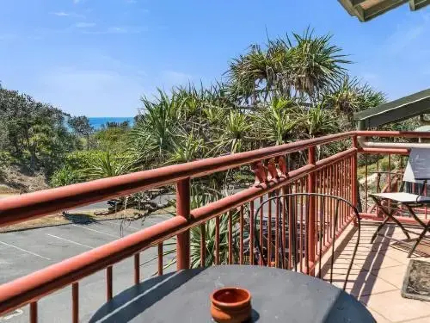 16 Pt Lookout Beach Resort