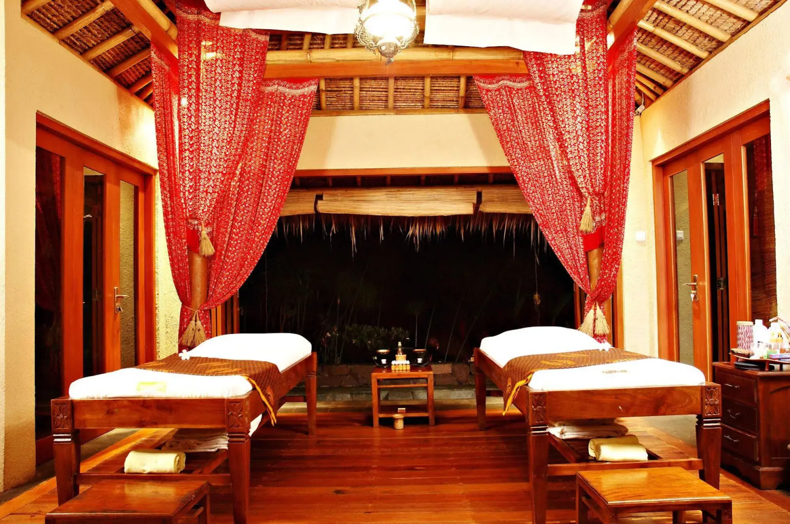 Kampung Sampireun Resort & Spa