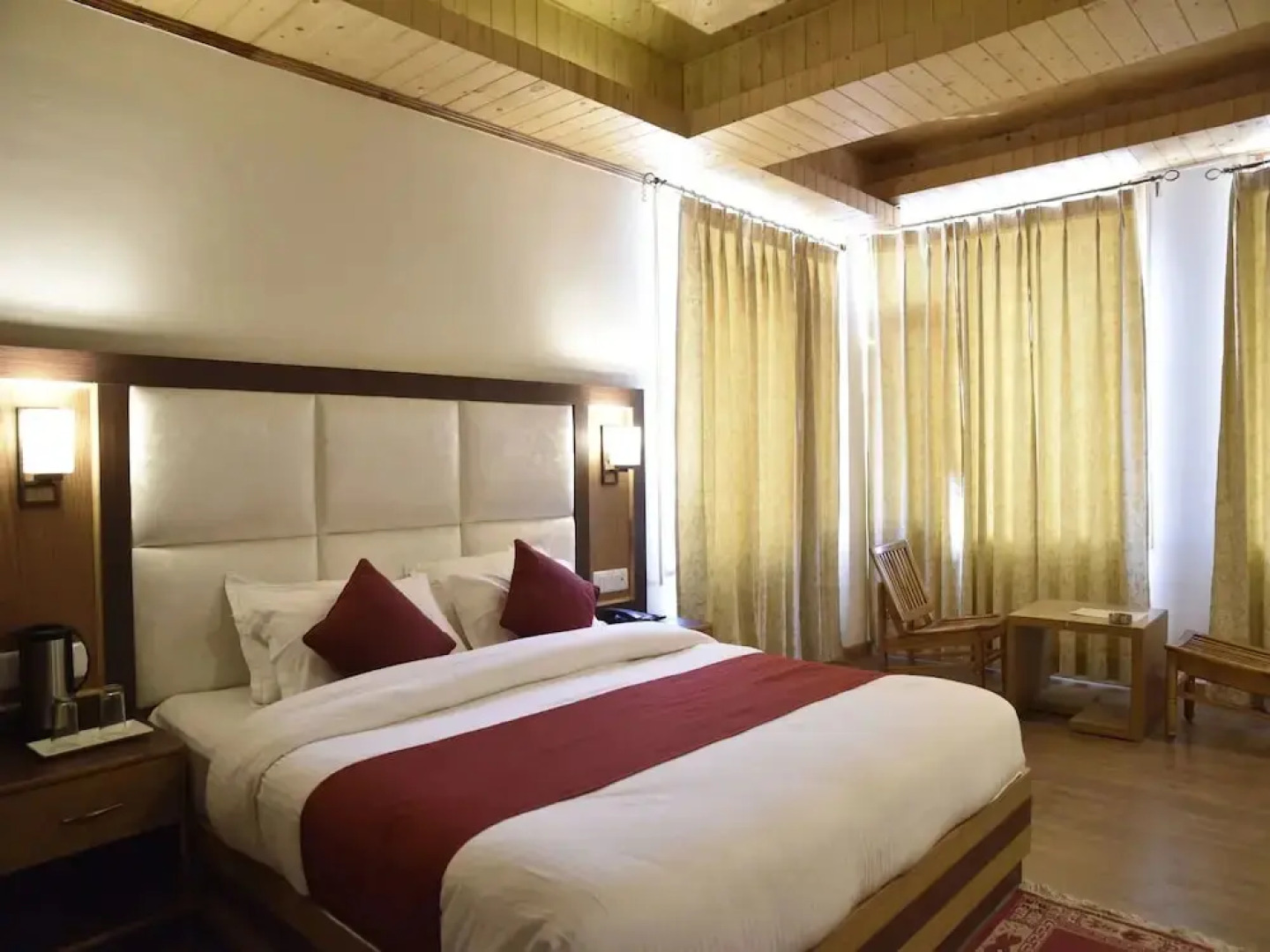 OYO Rooms Apple Orchards Gadherni