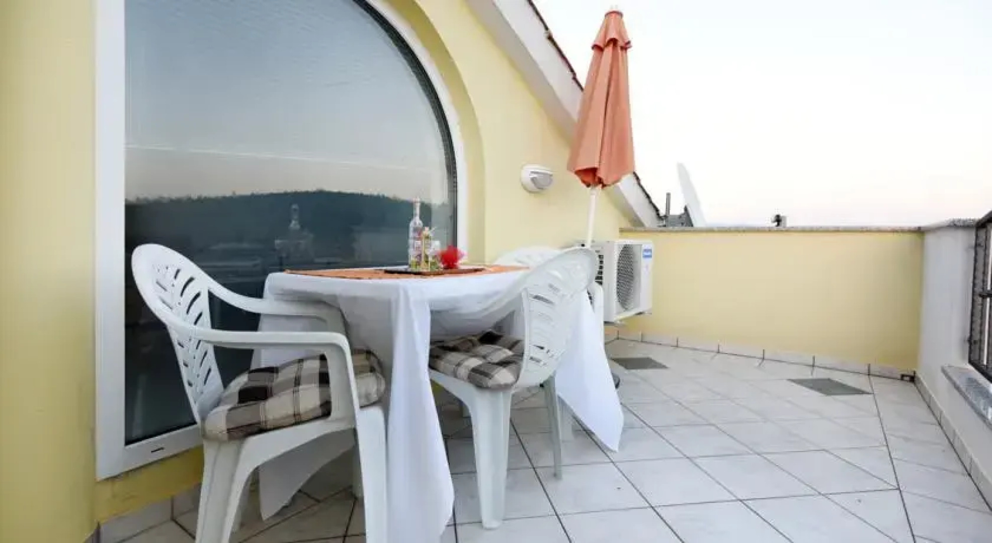 Apartment Mijo Razanac