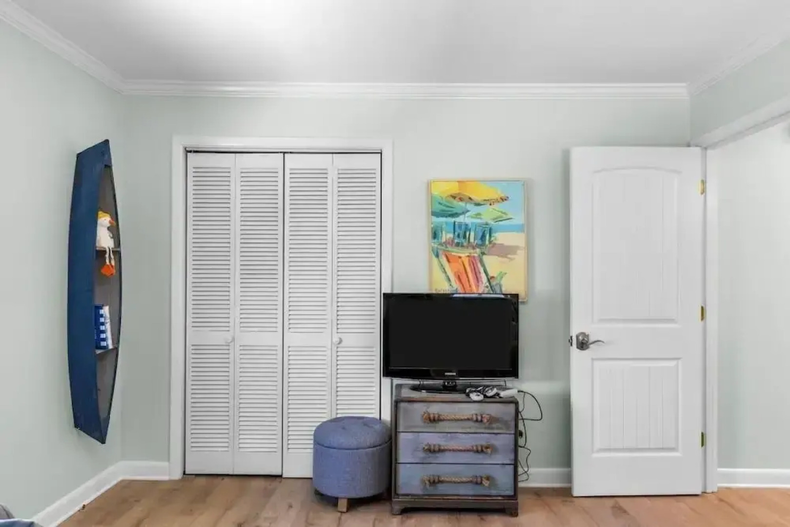 Sunrise Sound Cottage 3 Bedroom Home by RedAwning