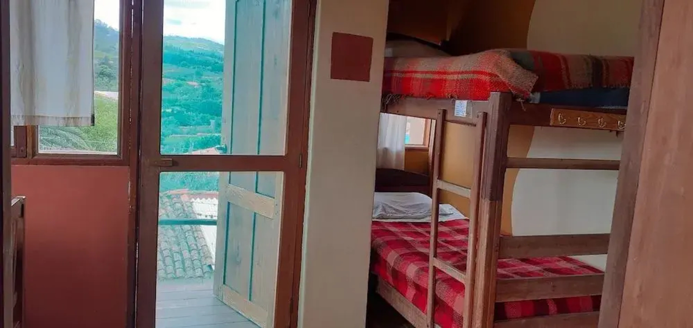 Andorina Hostal, Arte & Cultura