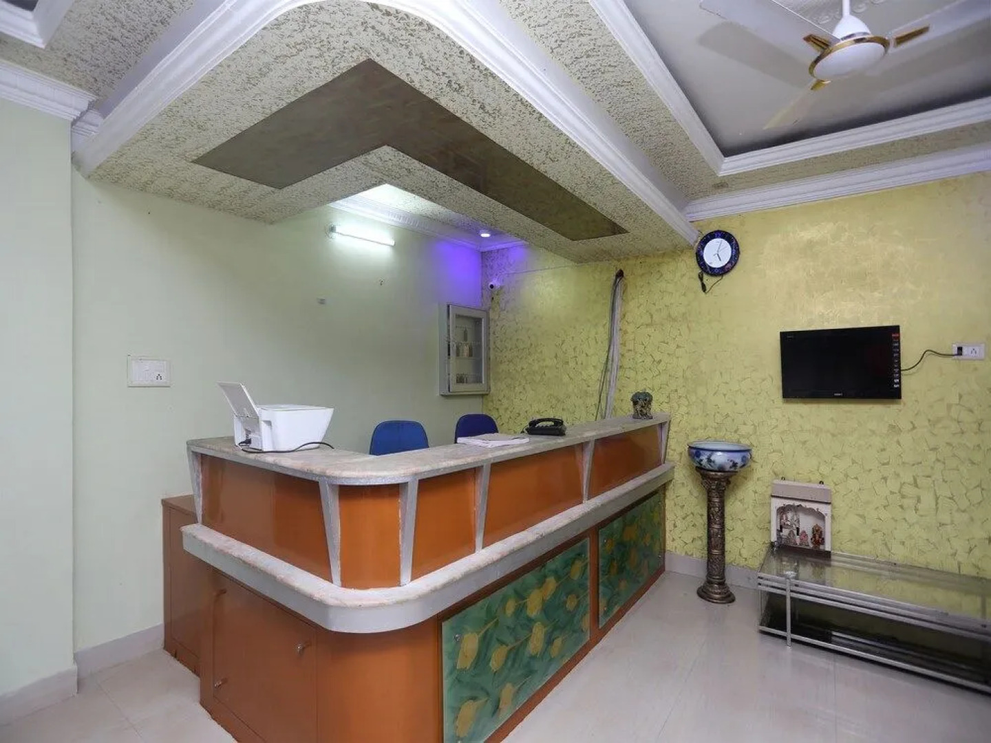 OYO 26822 Golden Sea Queen Beach Resort