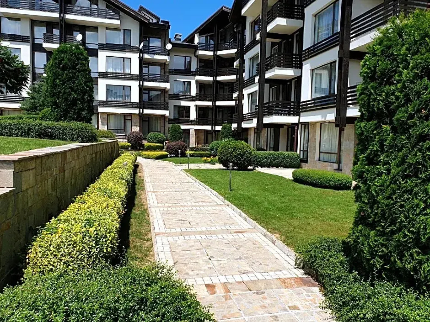 Private Studio in Aspen Golf and Ski Resort