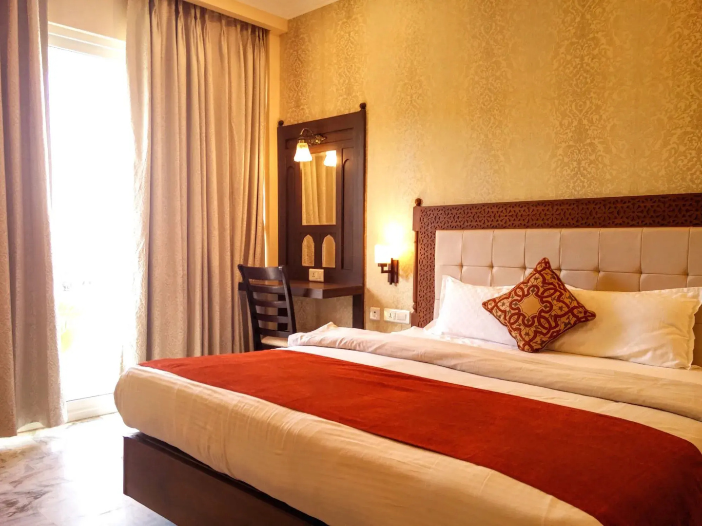 Hotel Surya