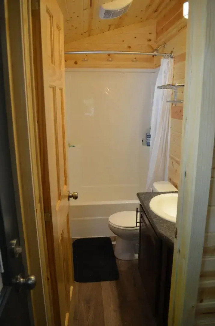 Sun Retreats Arran Lake