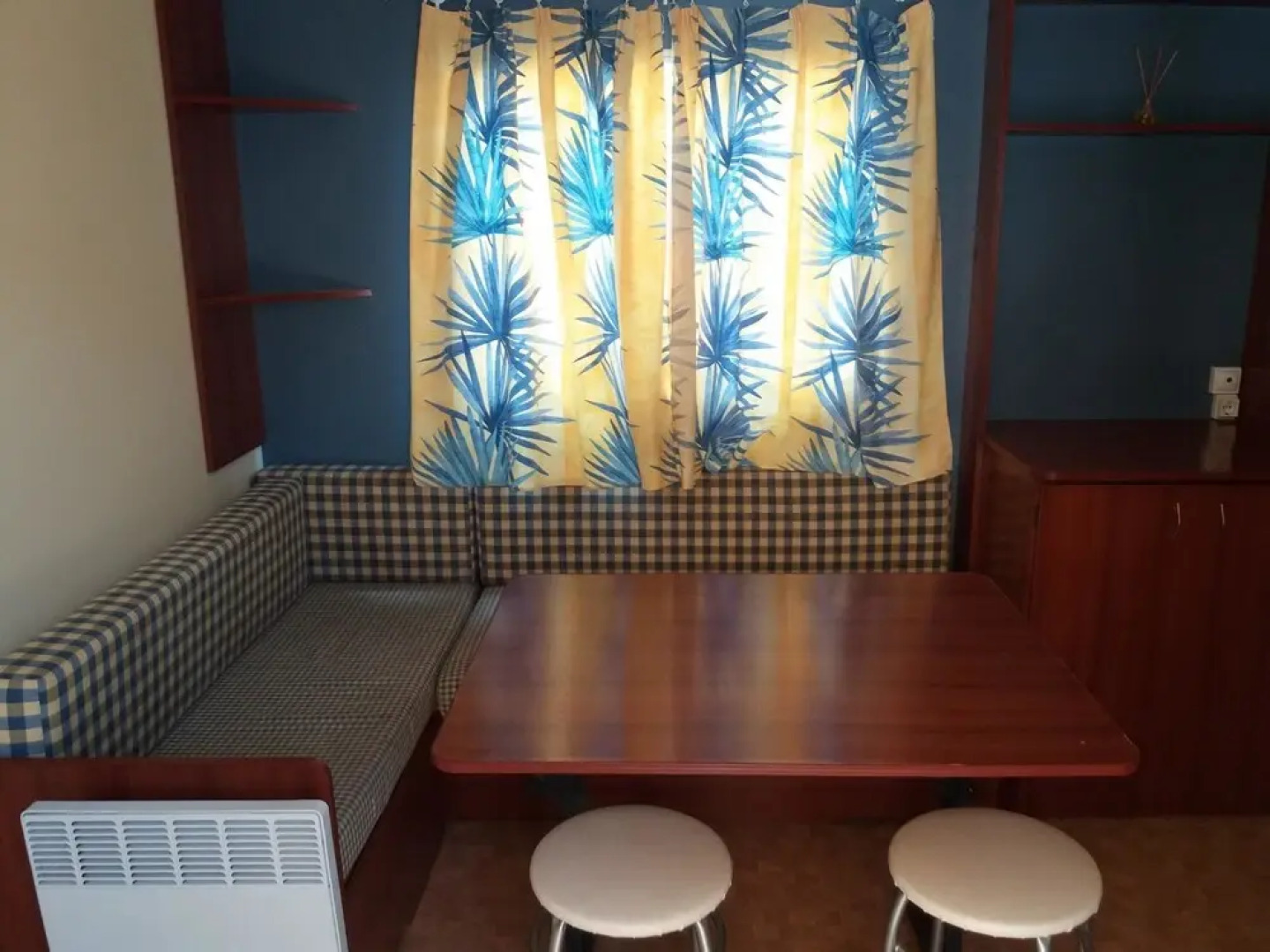 Bungalow With 2 Bedrooms in Villena, With Wonderful Mountain View, Fur