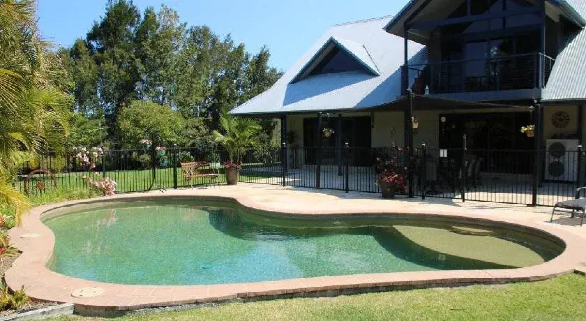 Salamander Bay Bed and Breakfast