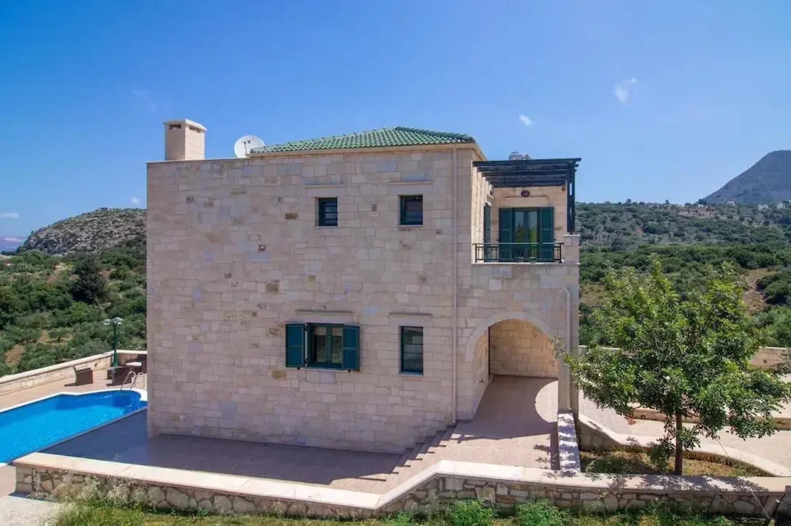 Uranus Stone Villa