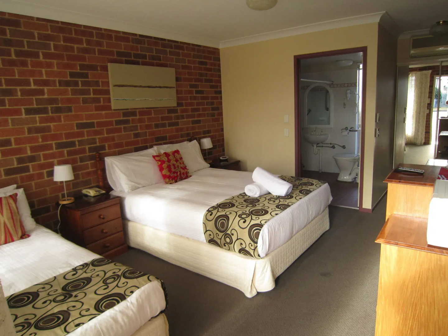 Aussie Rest Motel