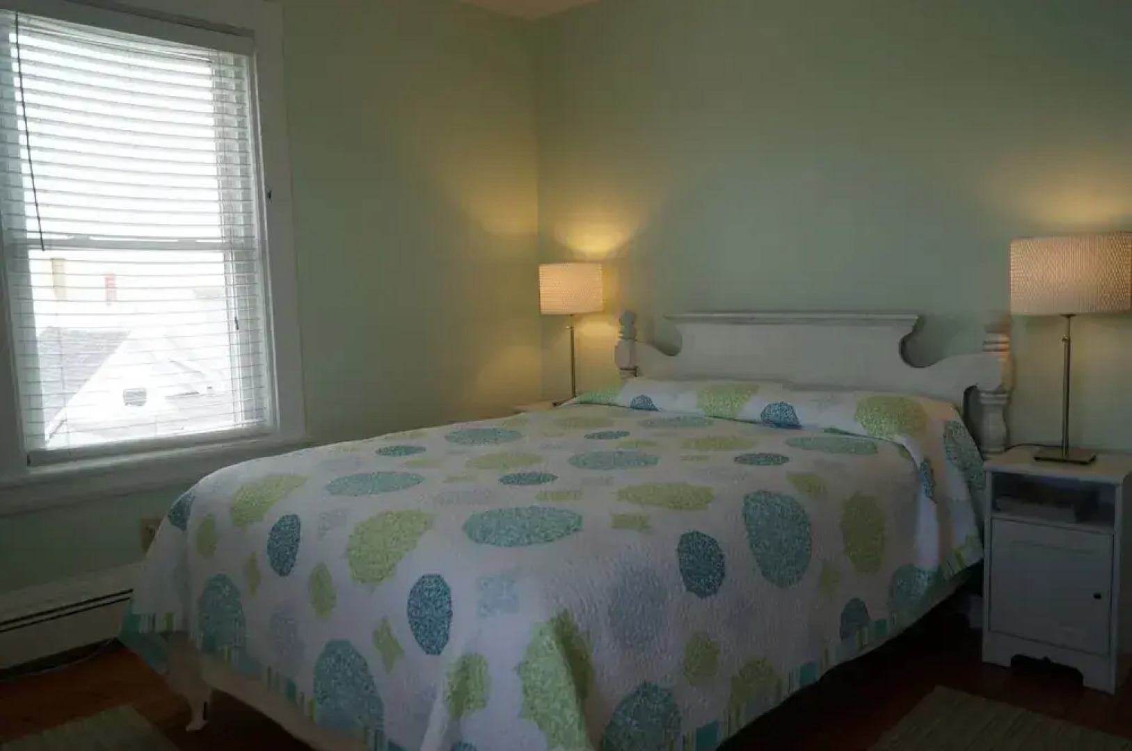 Short Sands View Y770-g Beautiful, Large Home Short Walk Through A Neighborhood To Short Sands Beach 4 Bedroom Home by RedAwning