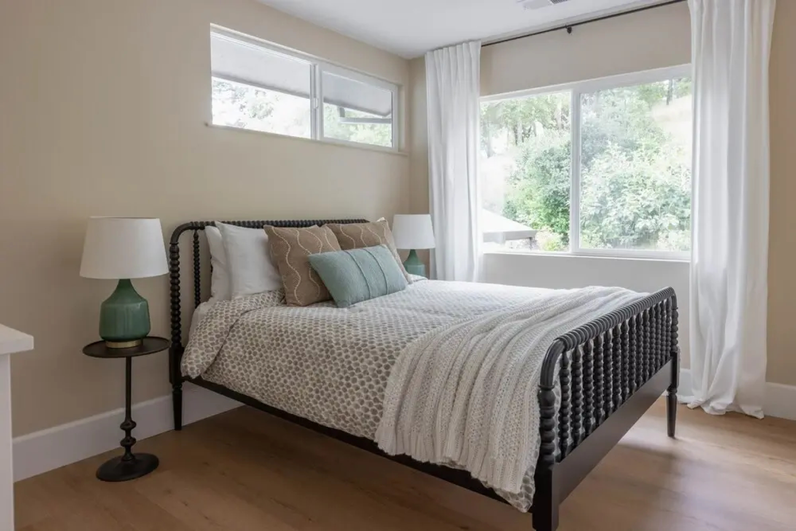 Hidden Gem! 3br Private Luxury Oasis In Healdsburg 3 Bedroom Home by RedAwning