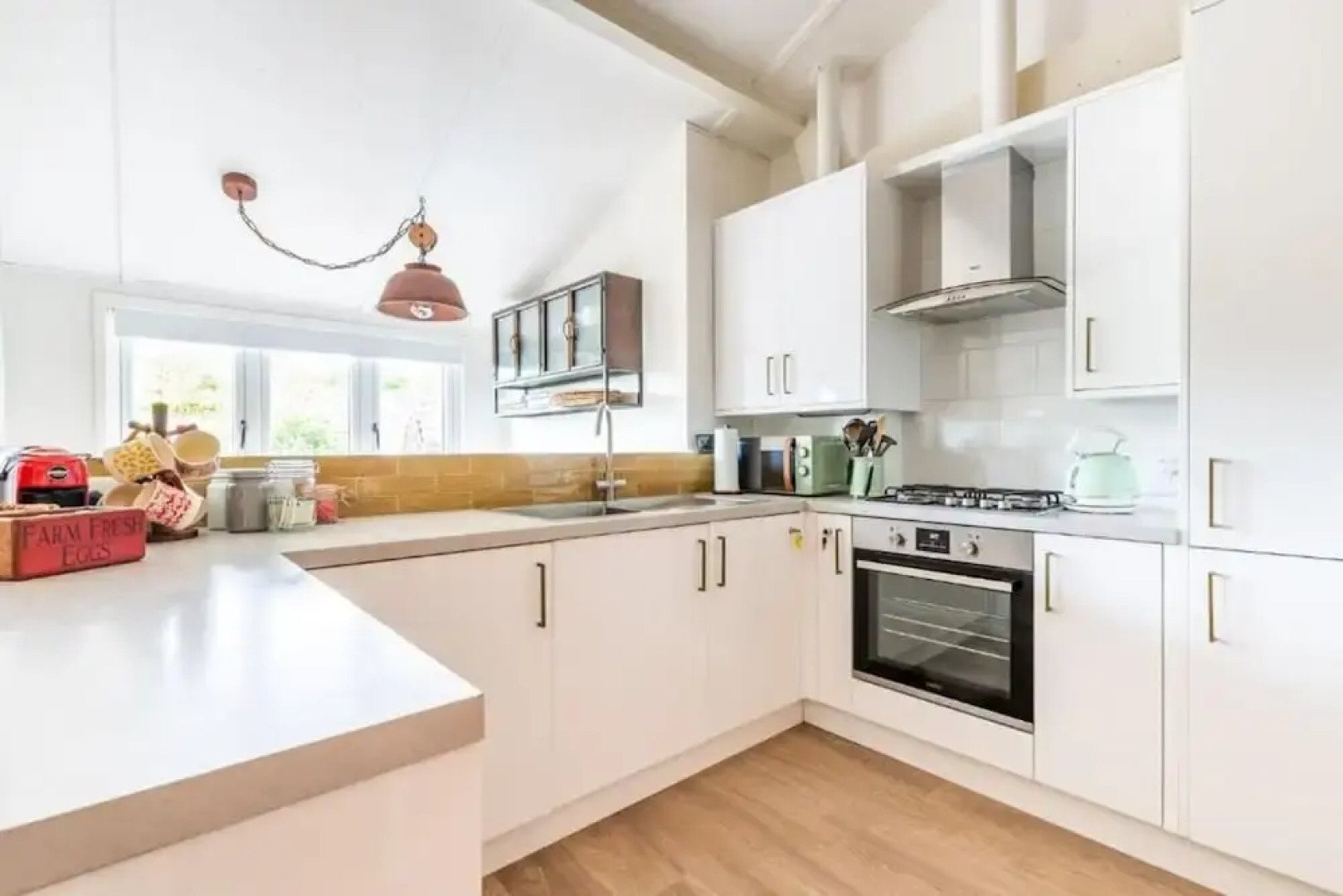 Host Stay Nicholson Cottage