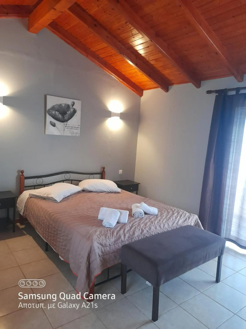 Stefanos Place