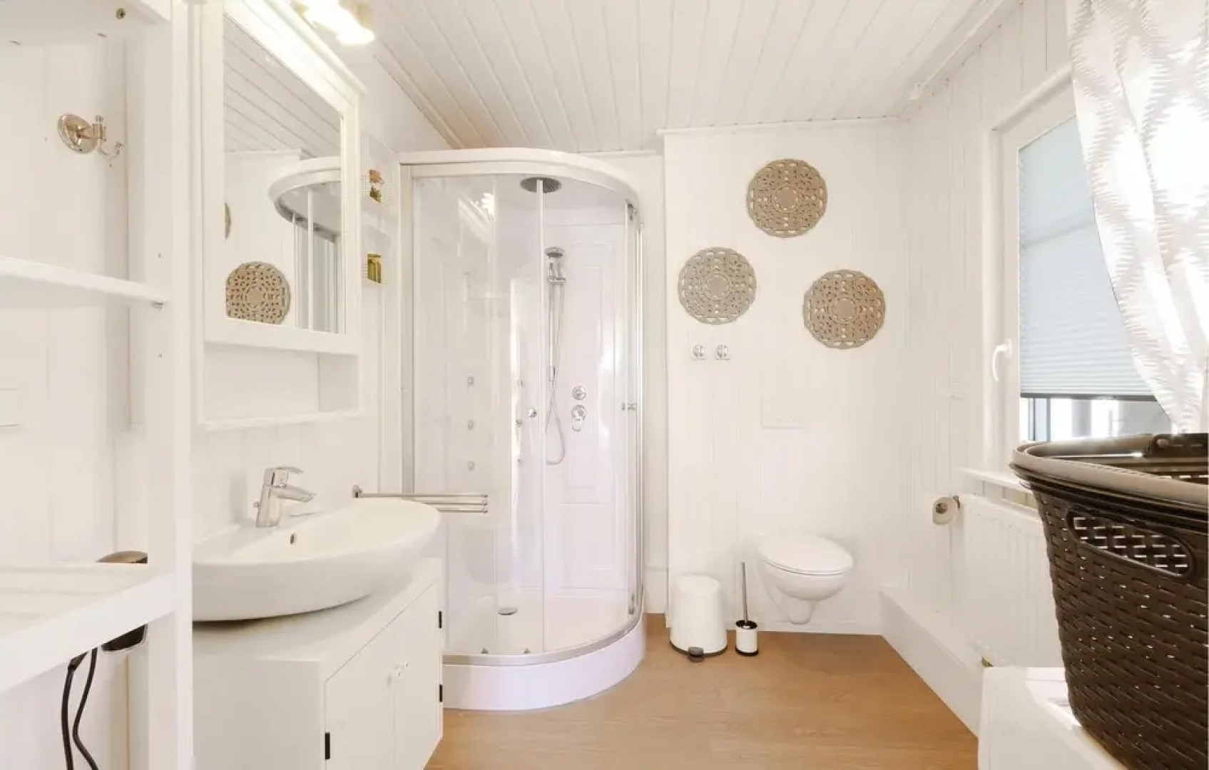 Awesome Home in Zerpenschleuse With 2 Bedrooms and Wifi