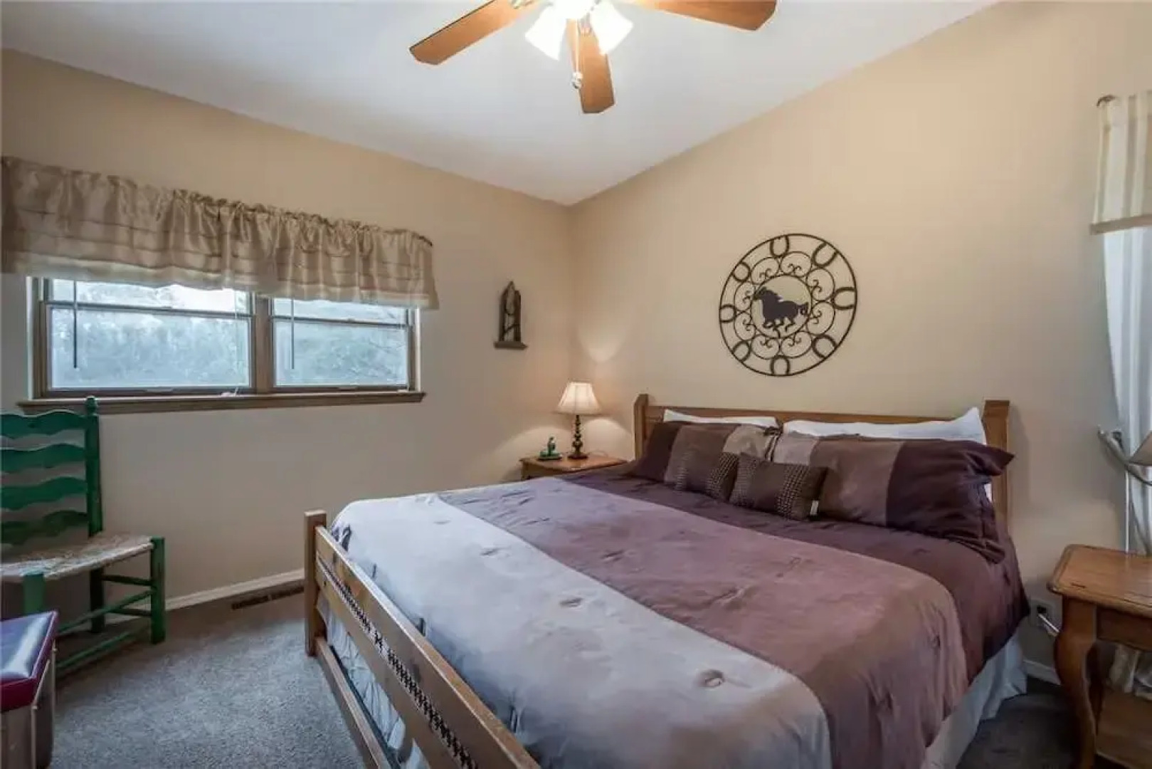 Blue Bear Retreat - Eight Bedroom Cabin