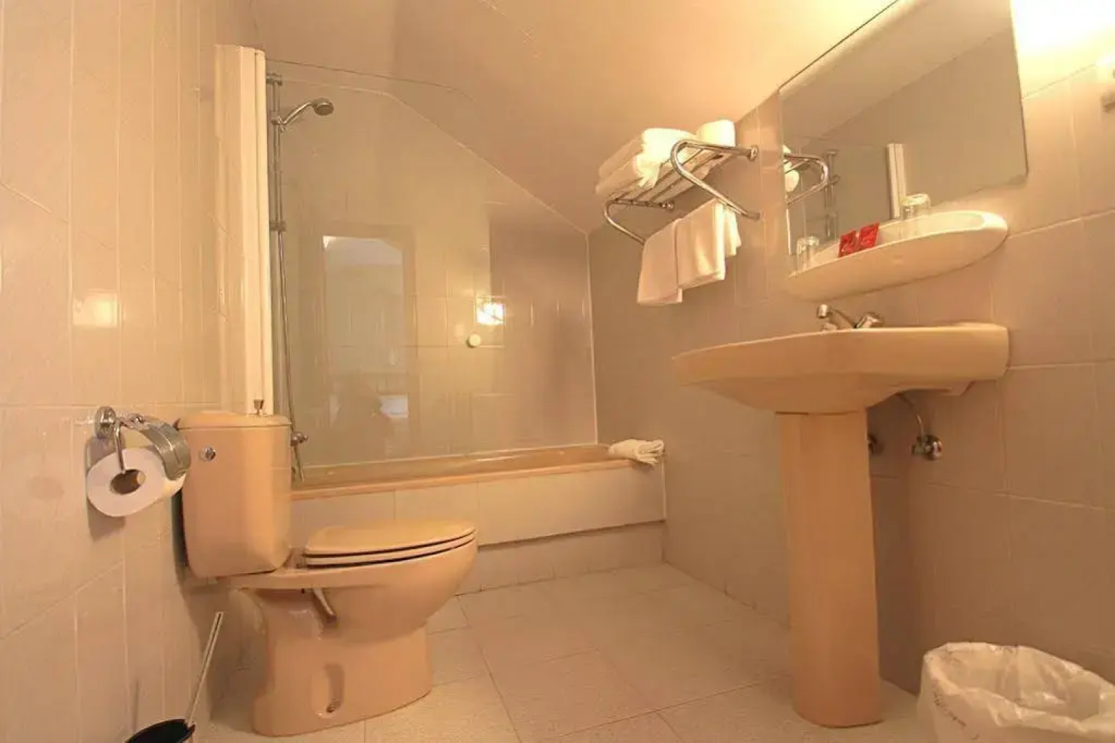 Hostal Restaurante Méndez "El Guardia"