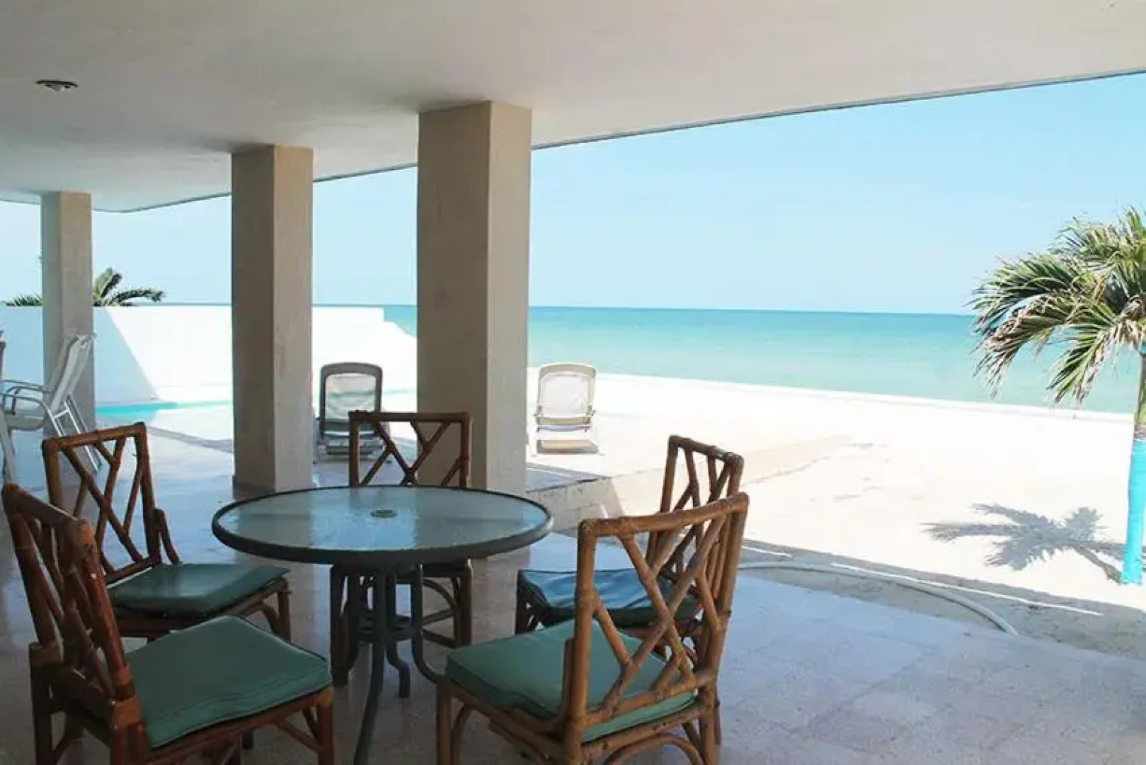 Casa Charuff frente al mar con wifi