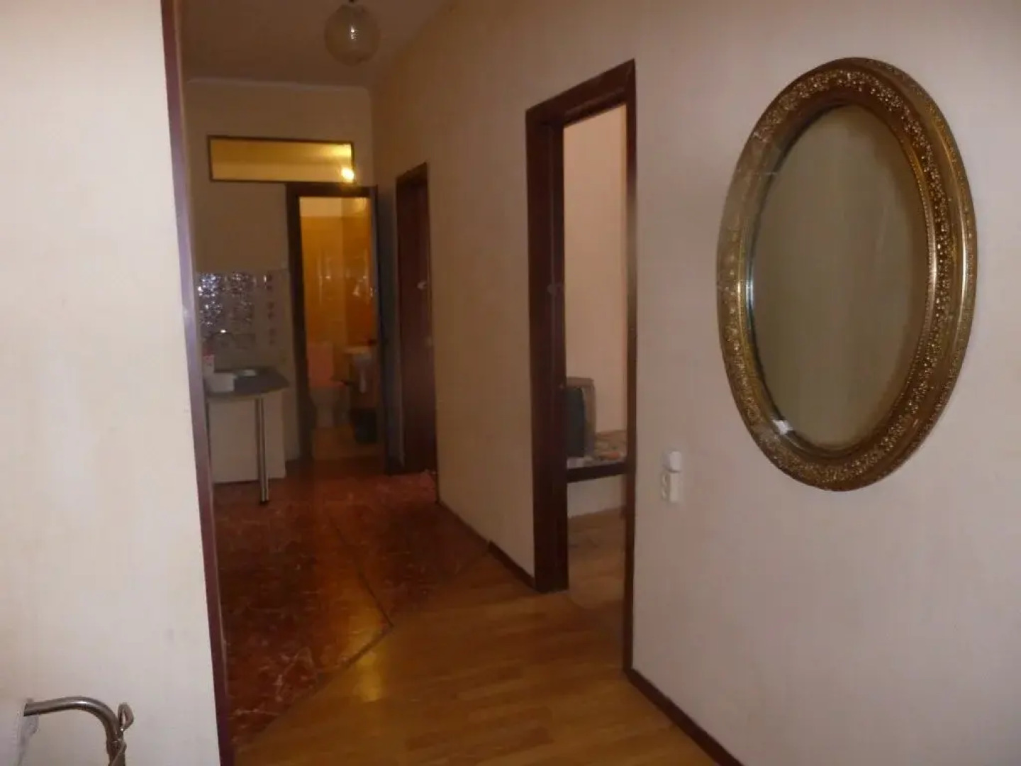 Gostiny Dvor na Nikolaevskoy