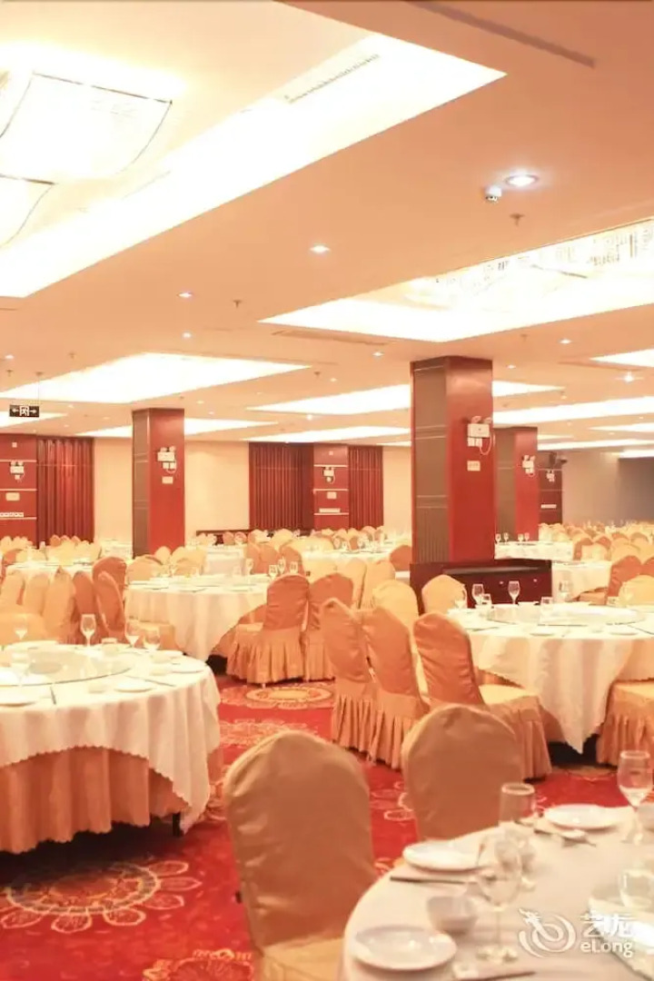 Wuhan Jiutong Haiyuan Hotel