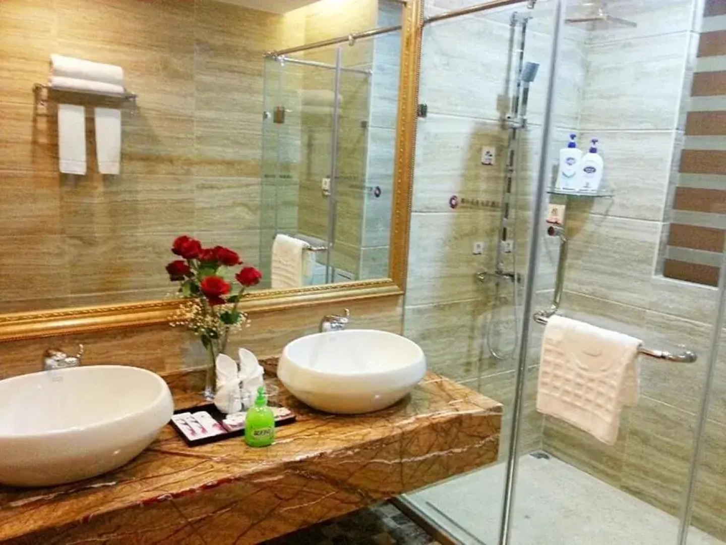 Coconut Grove Herton Sea View Hotel