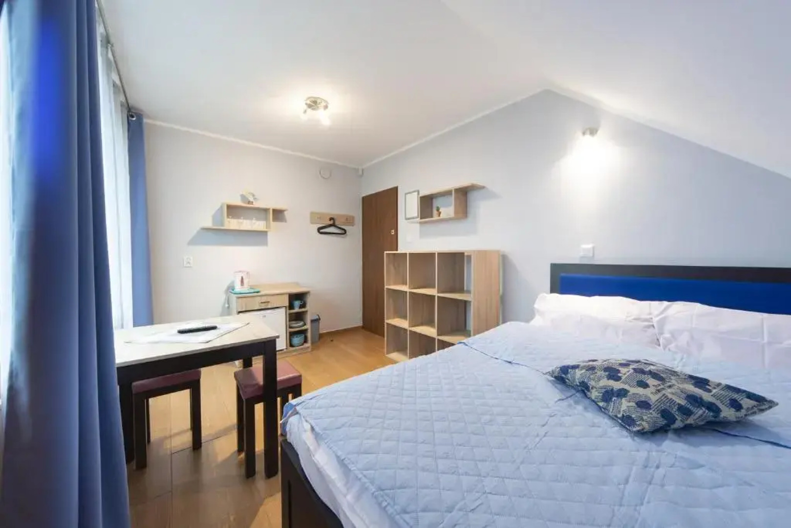 PIONOW Pokoje WaWa - Adults Only 11 plus