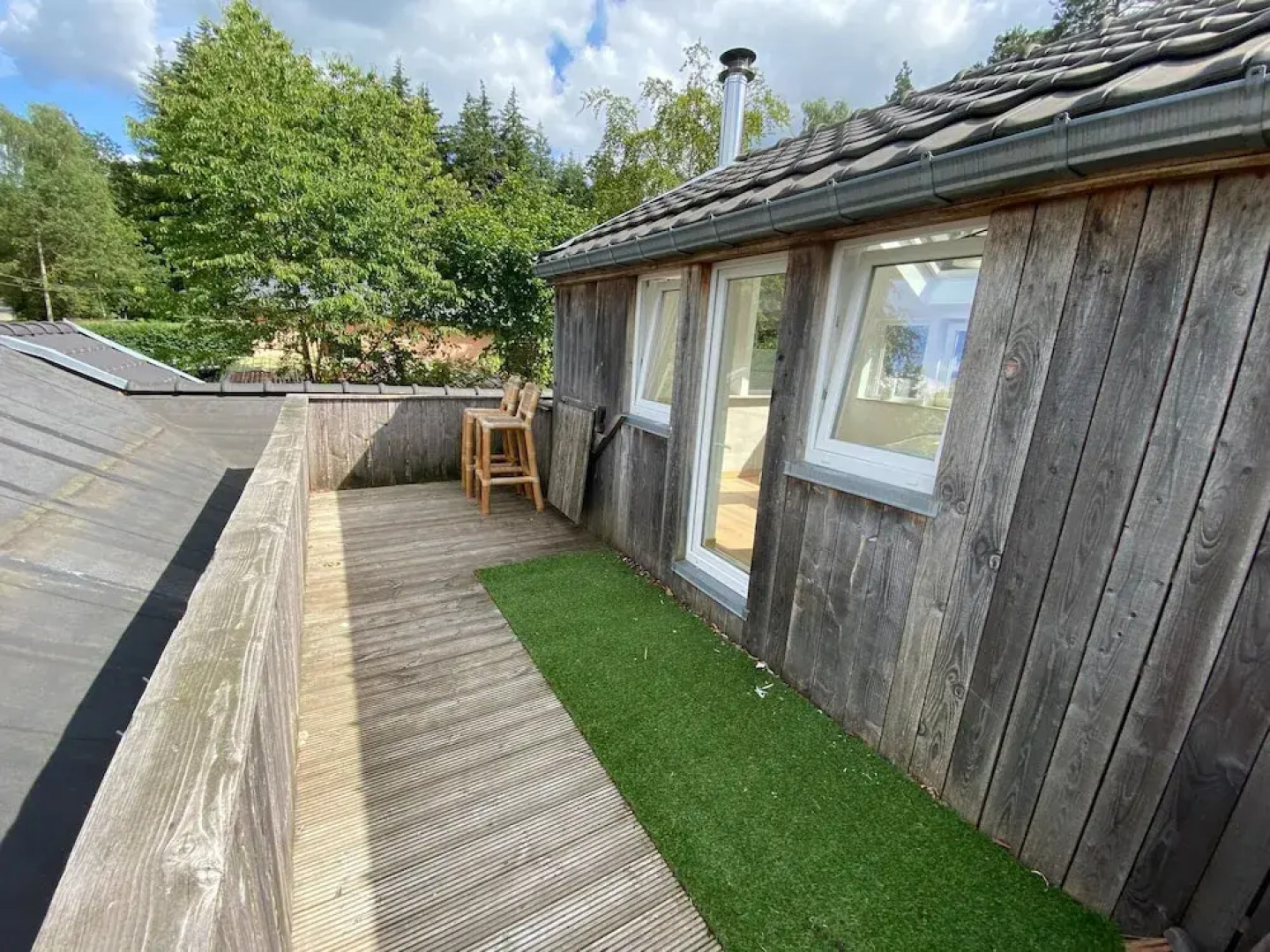 Spacious Chalet in Jalhay with Jacuzzi