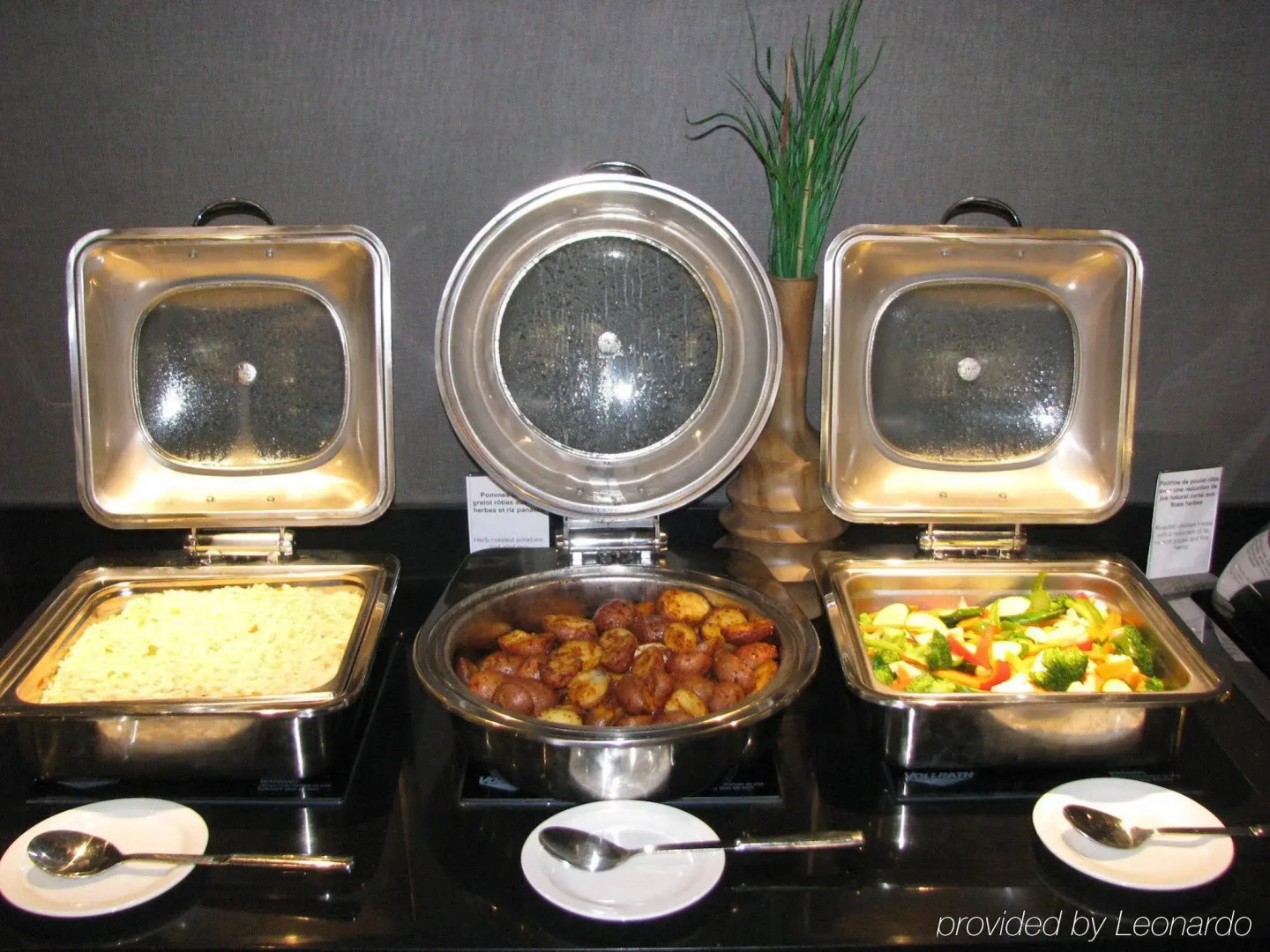 Hôtel Chateauneuf Gatineau—Ottawa