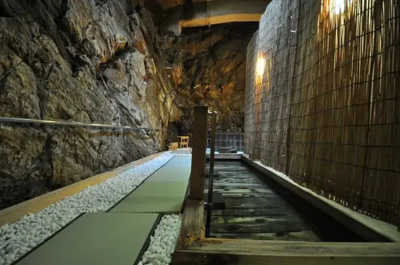 Kutsurogi no Yado Yukiya