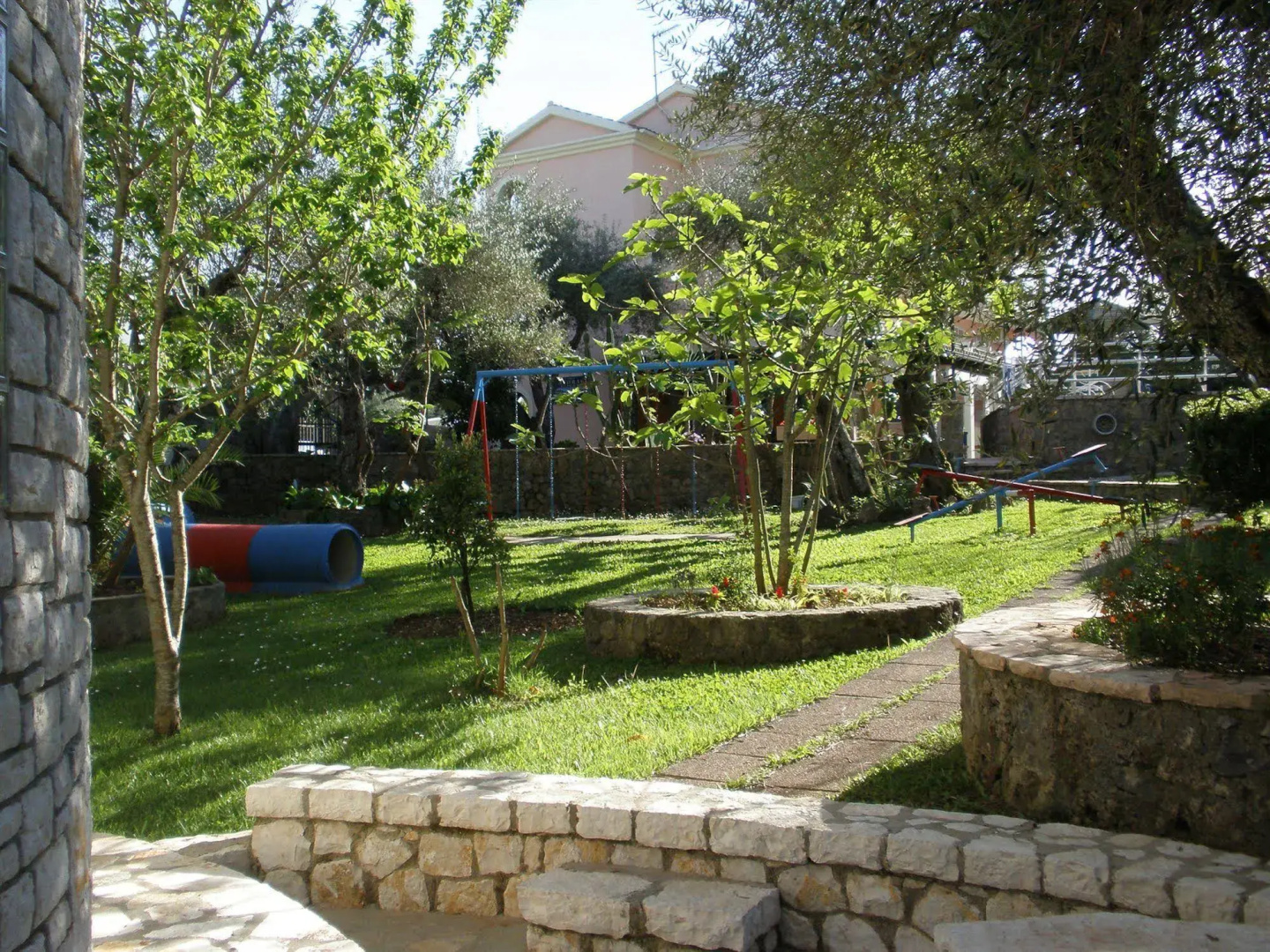 Mathraki Resort