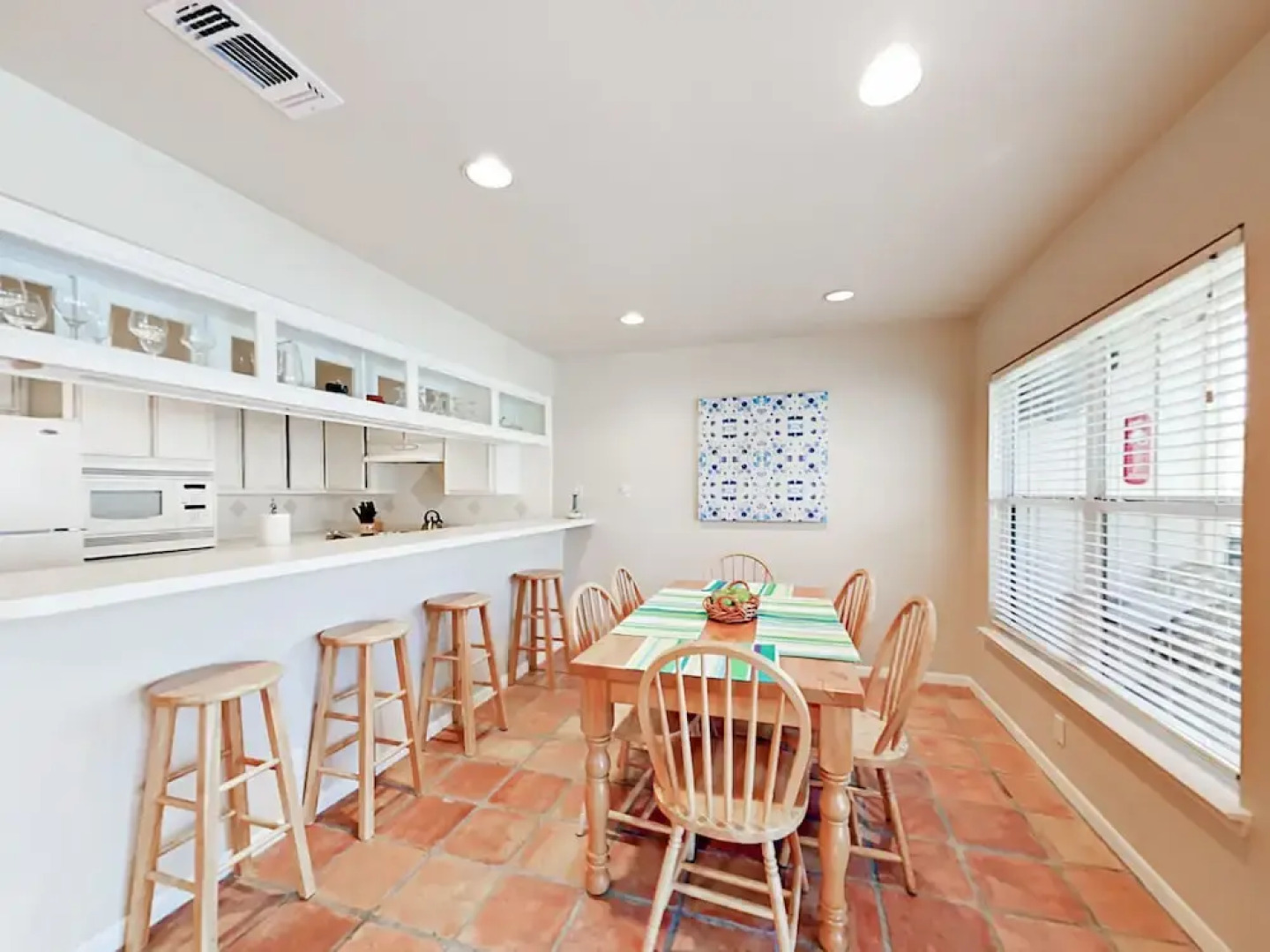 414 Horseshoe Bay North Blvd Condo 3 Bedrooms 3 Bathrooms Condo