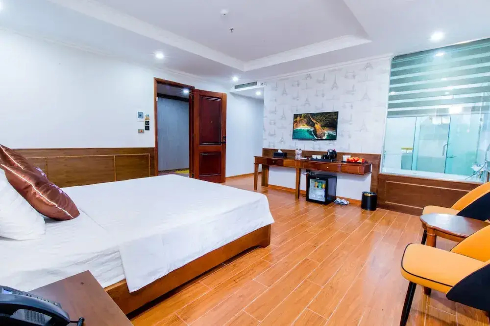 Sakura Hotel