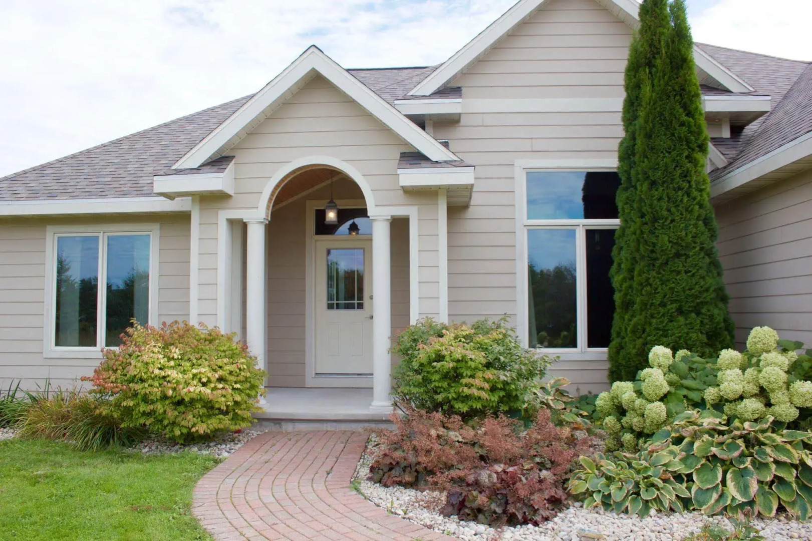 Settlement Courtyard Inn & Lavender Spa