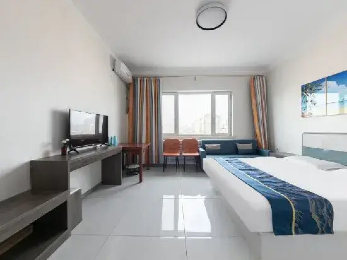 Harbin Xihe Hotel (Heilongjiang University Clothing City Branch)