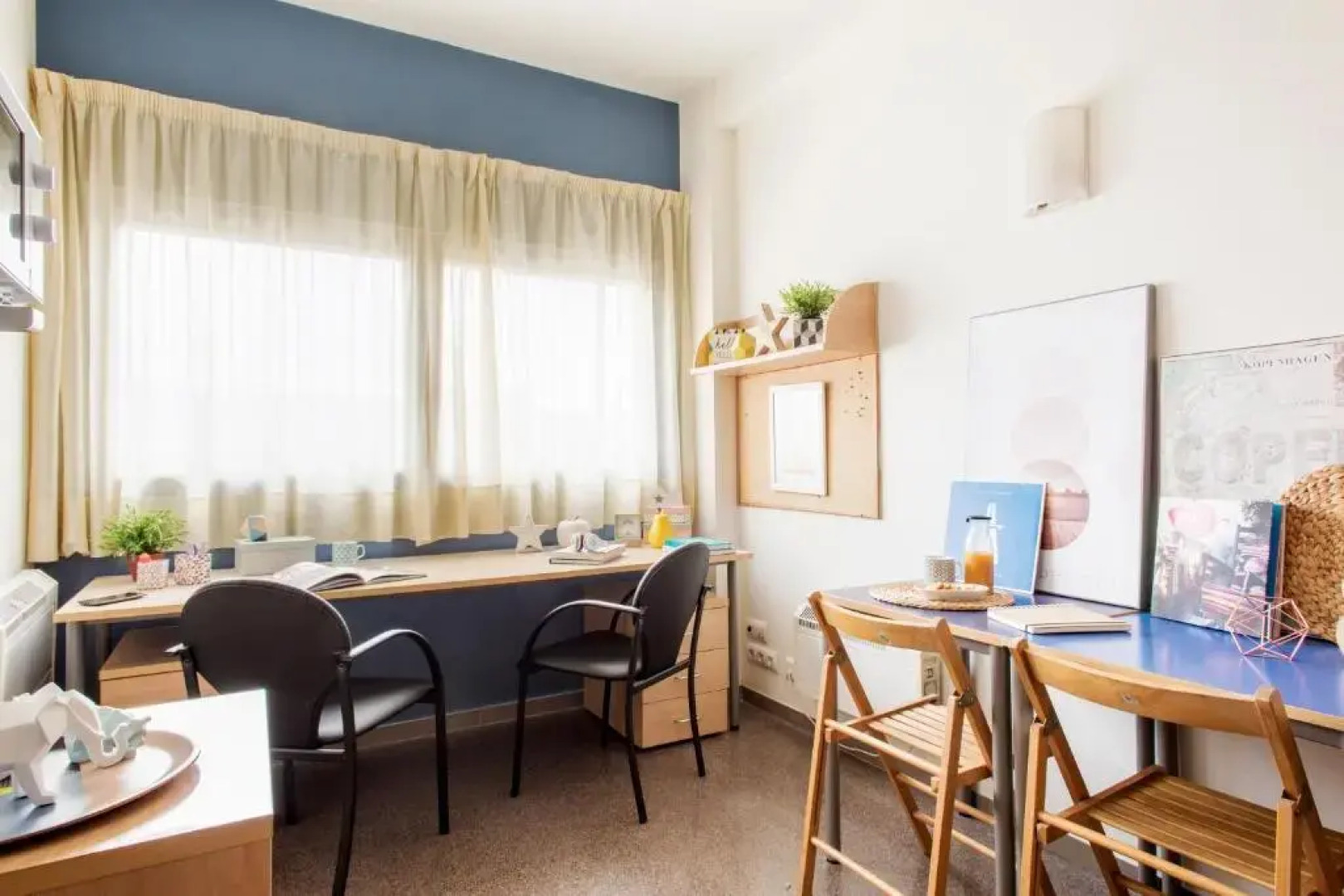 Residencia Universitaria Resa As Burgas - Centro Adscrito a REAJ - Campus Accomodation