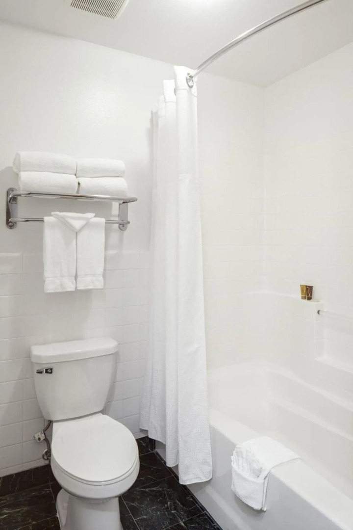 Ayres Suites Mission Viejo – Lake Forest