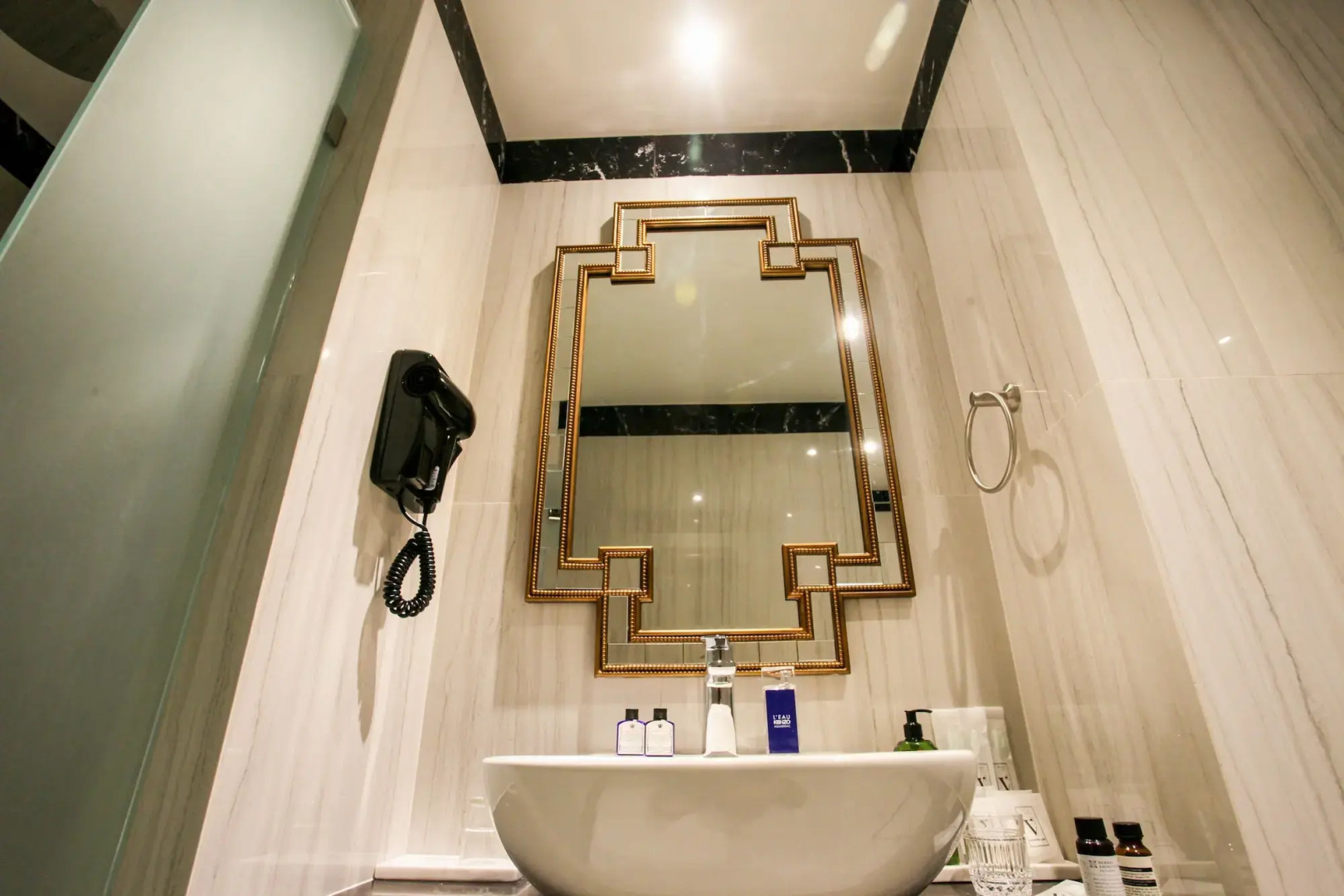 Vince Hotel Pratunam