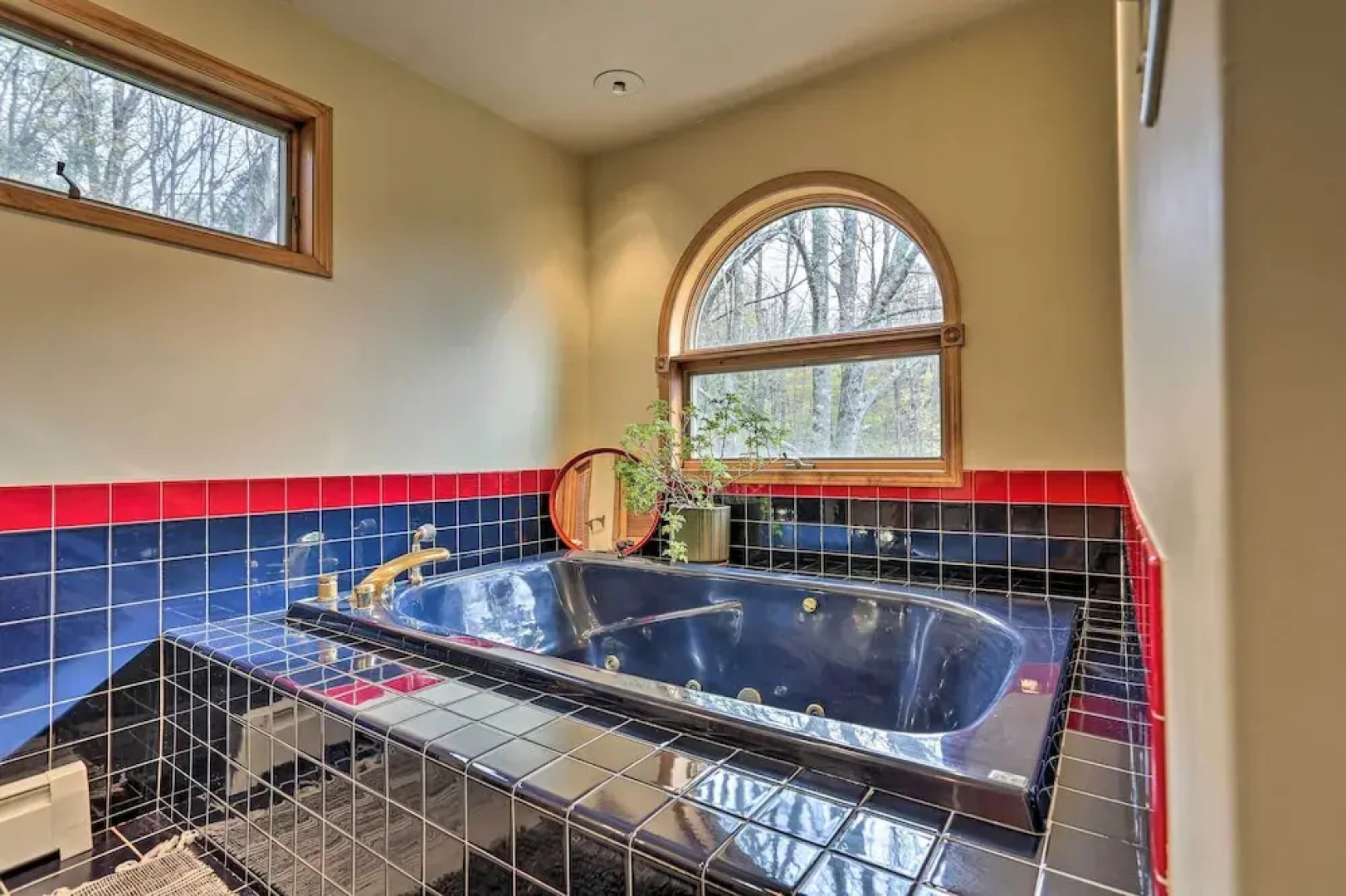 Unique Catskills Hideaway - Walk to Lake Jeff