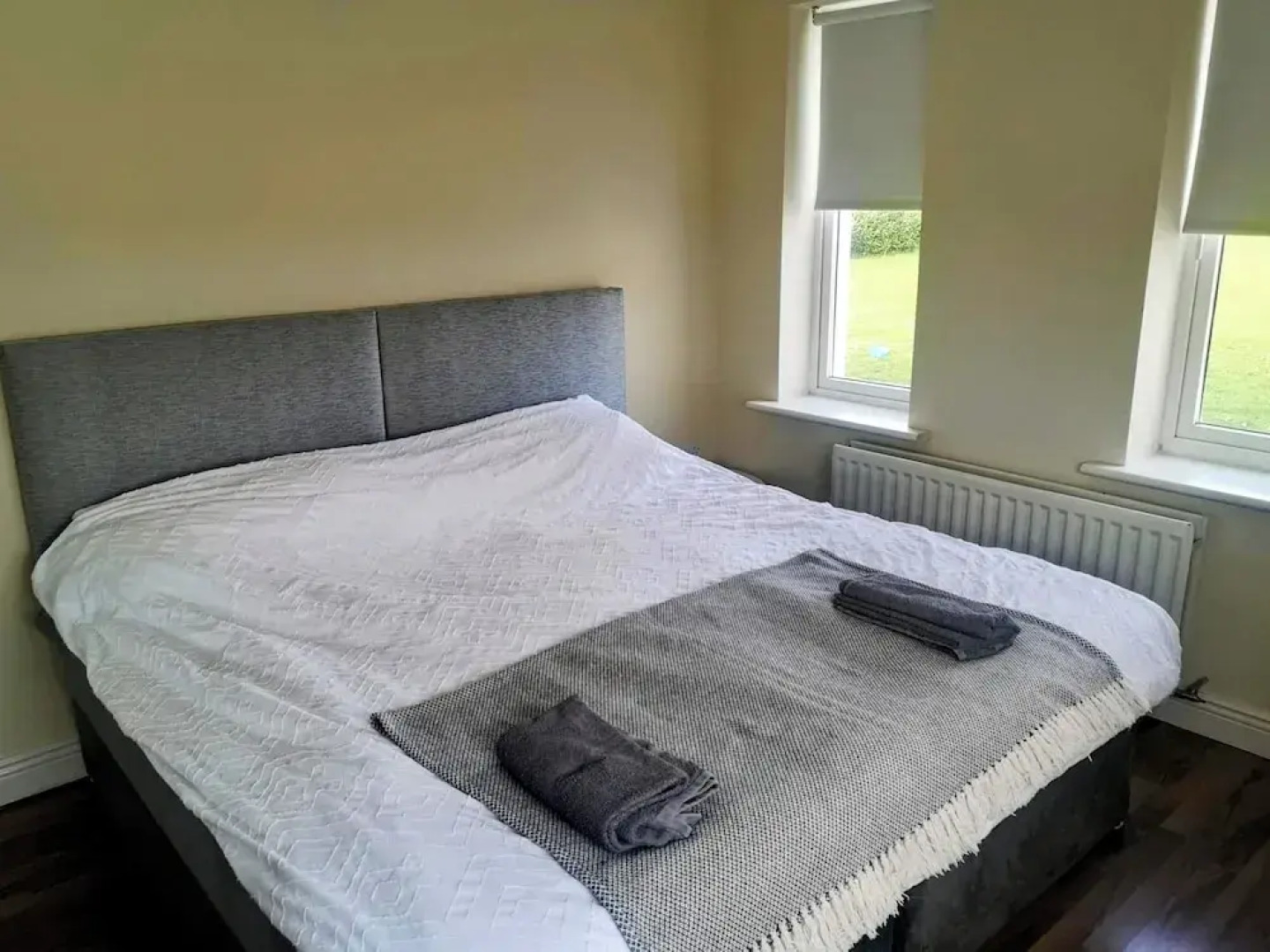 3 bed House With 2 Living Areas and 2 Bathrooms