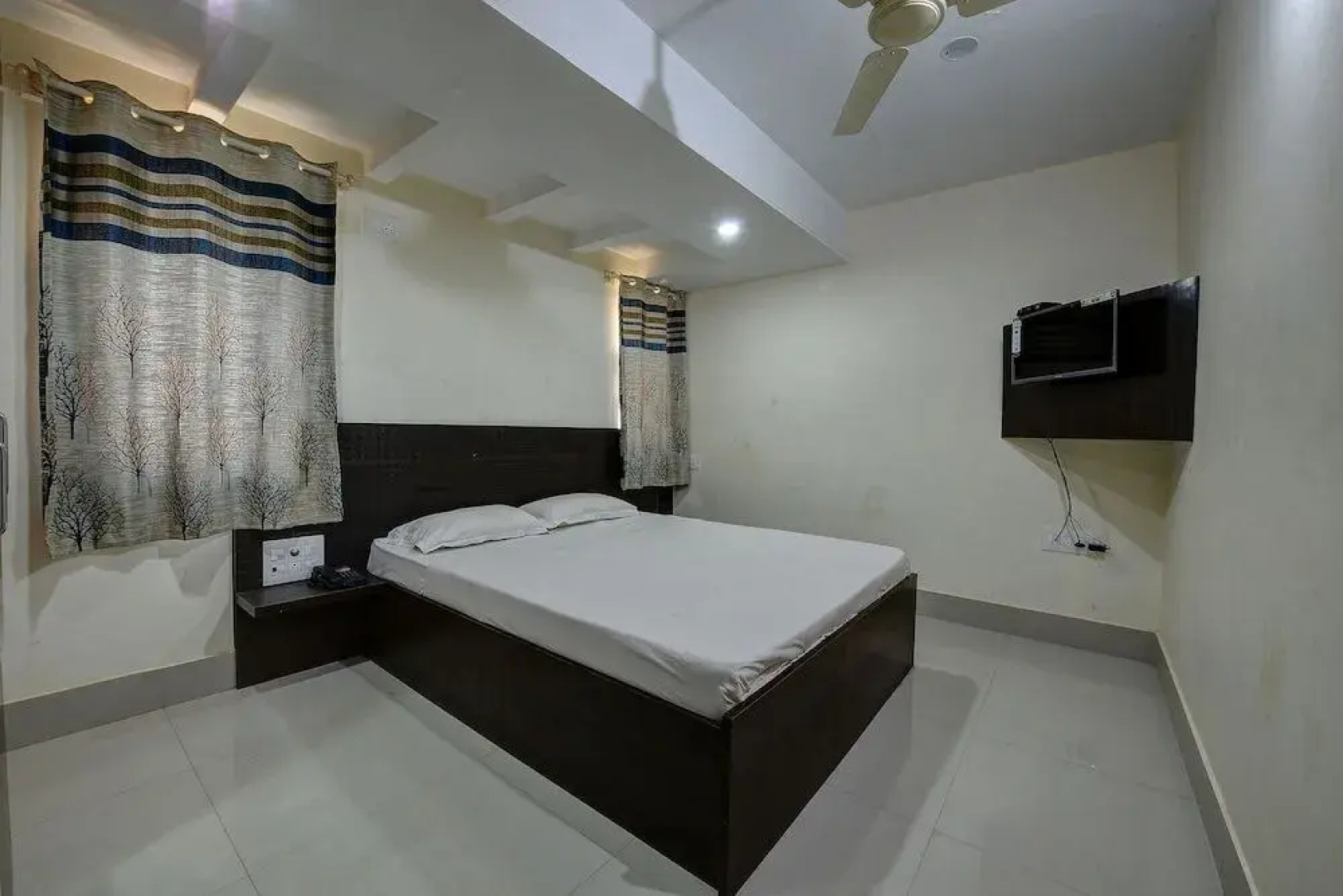 SPOT ON 37153 Karavali Paradise