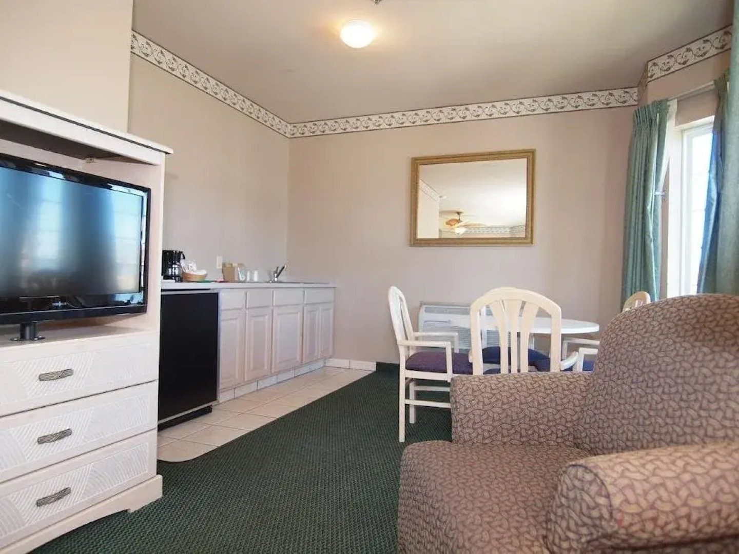 The Inn at Fulton Harbor