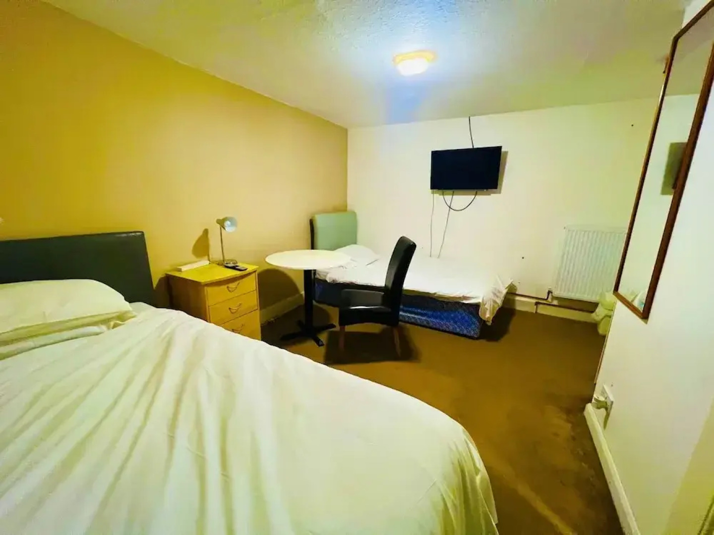 White House Lodge B&B