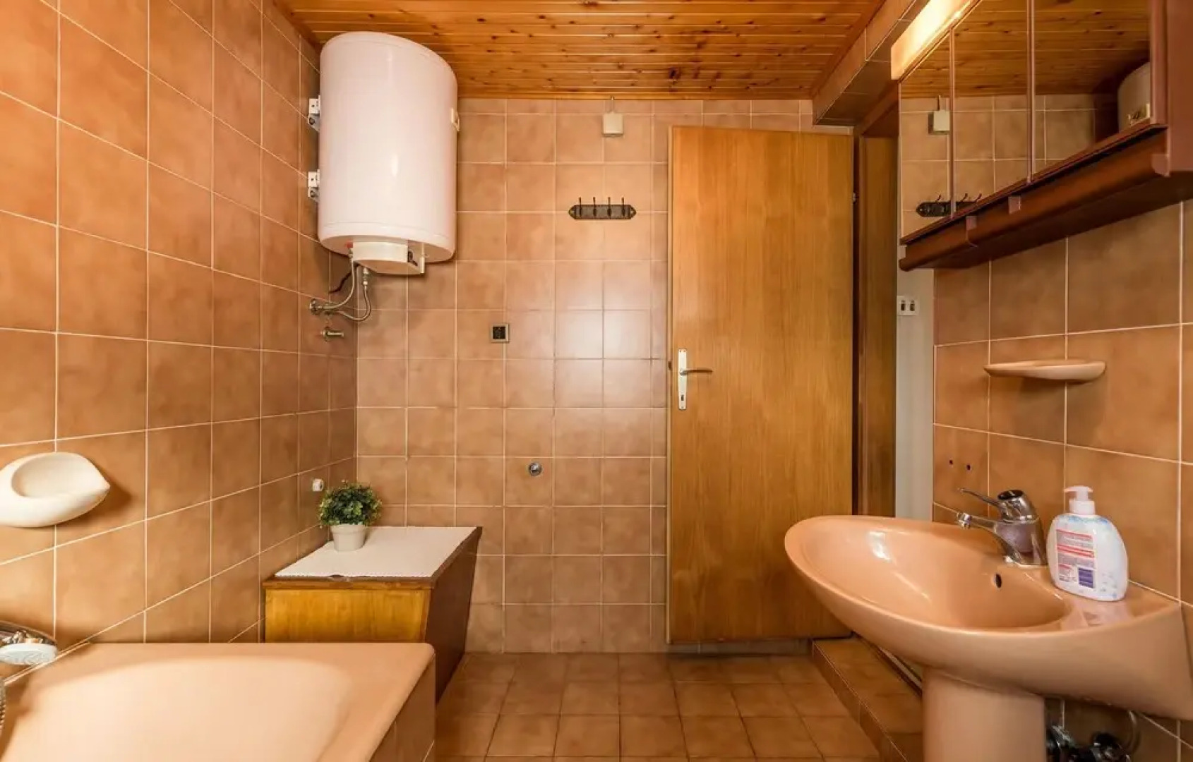 Nice Home in Sveti Juraj With Wifi and 2 Bedrooms