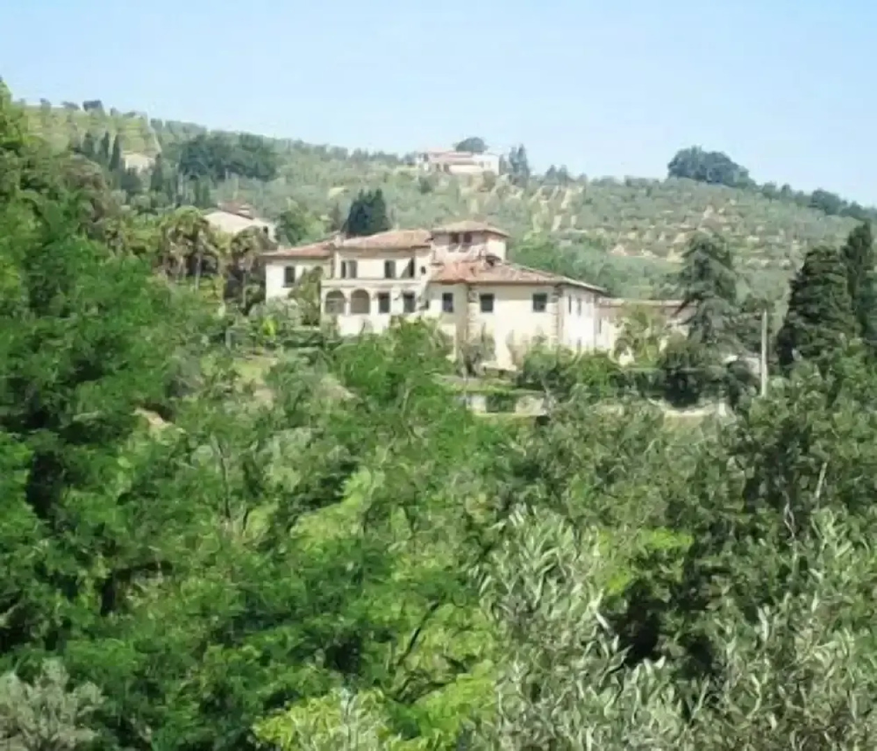 Fattoria di Bacchereto - Guest House