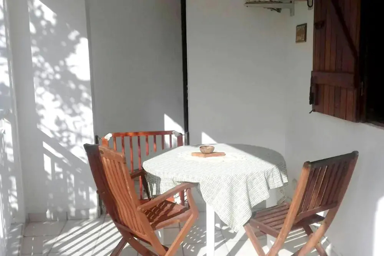 Studio In Petit Bourg With Enclosed Garden 3 Km From The Beach